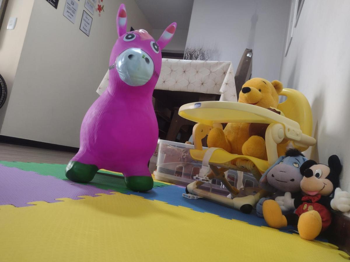 Family Space Curitiba/Vaga De Garagem Gratis מראה חיצוני תמונה